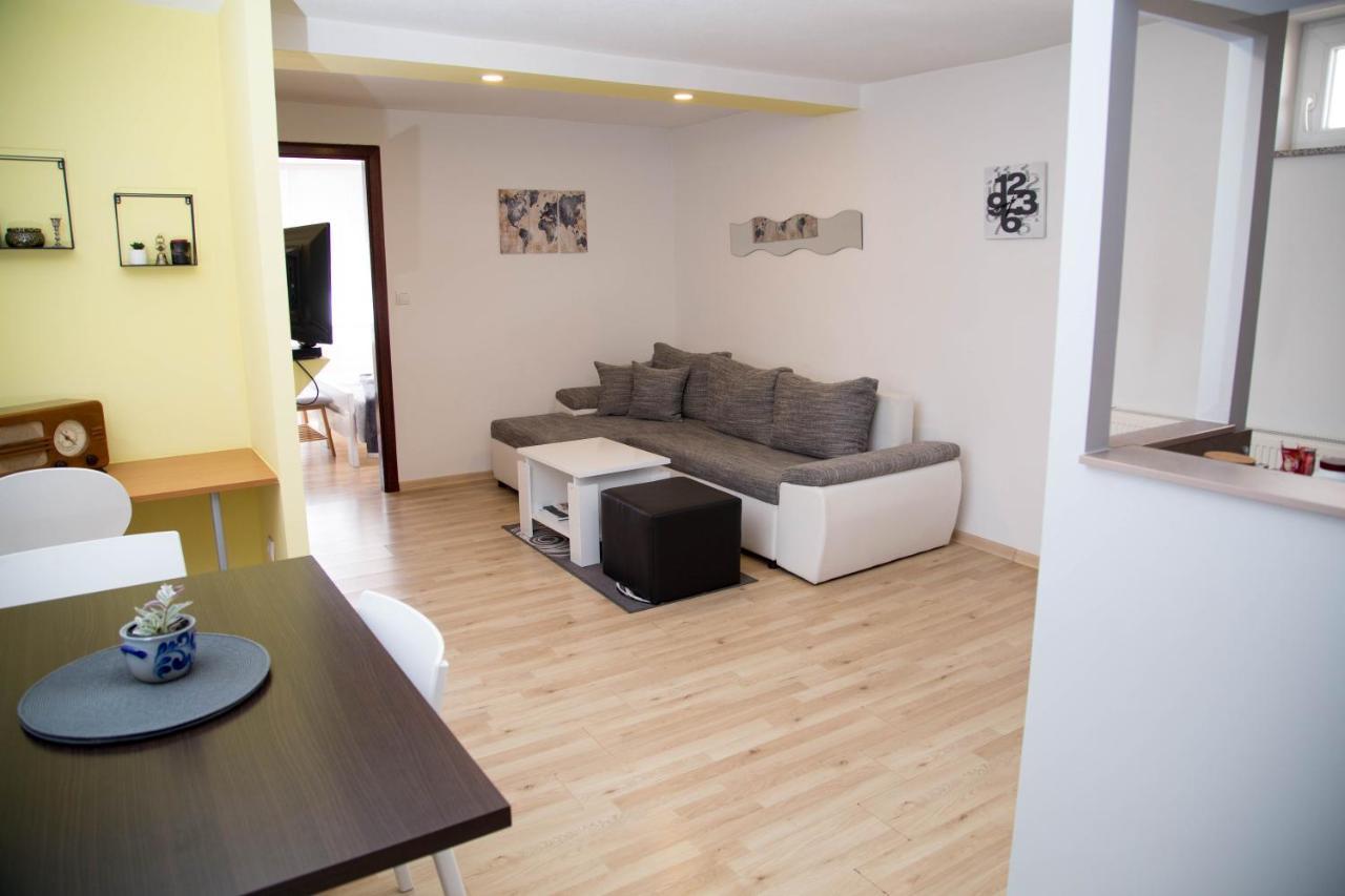 Apartmani Baotić Zupanja Bagian luar foto