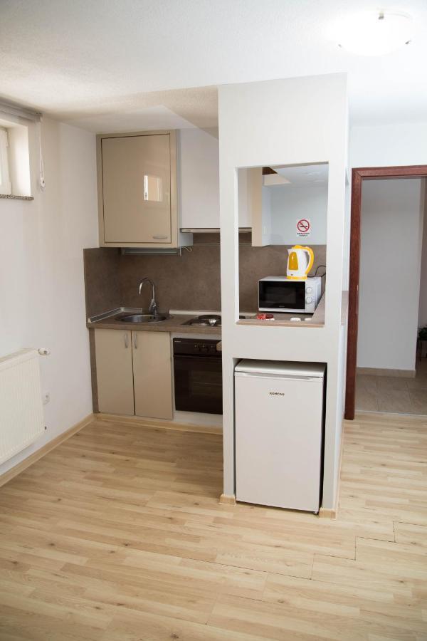 Apartmani Baotić Zupanja Bagian luar foto