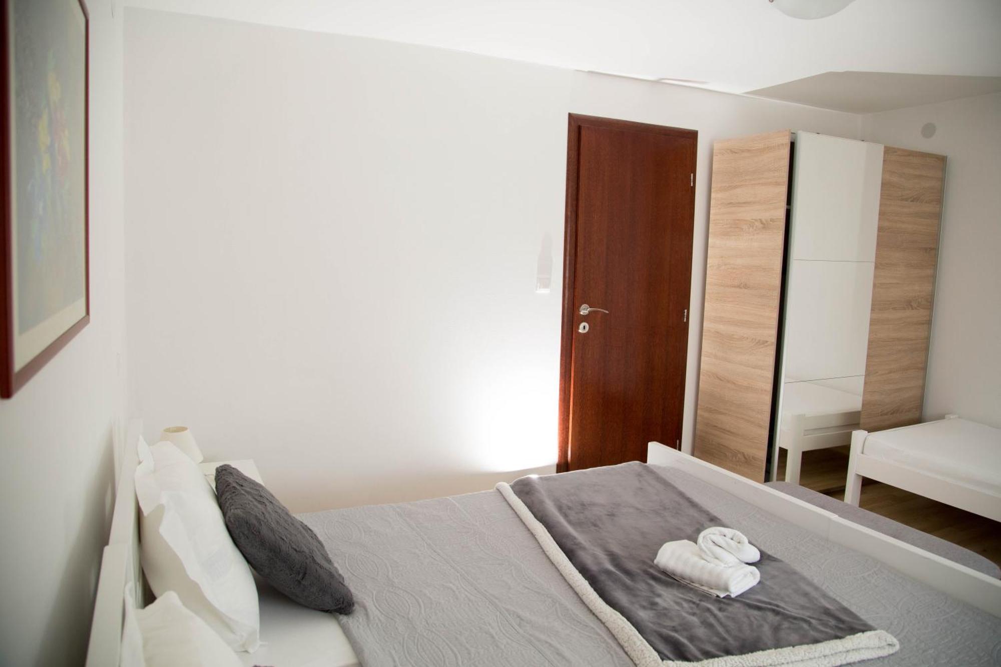 Apartmani Baotić Zupanja Ruang foto